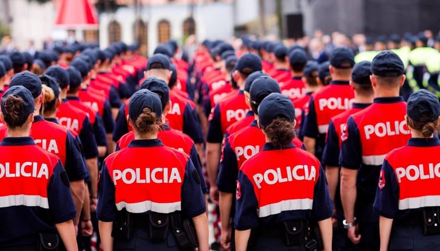 Qeveria e Shqipërisë miraton shpërblimin për punonjësit e Policisë së Shtetit