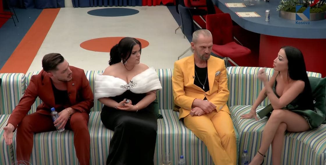 “Ti i ke hëngër krejt kulaçat e Gjestit”, Xheneta i drejtohet Leos: Vetëm po imiton (VIDEO)