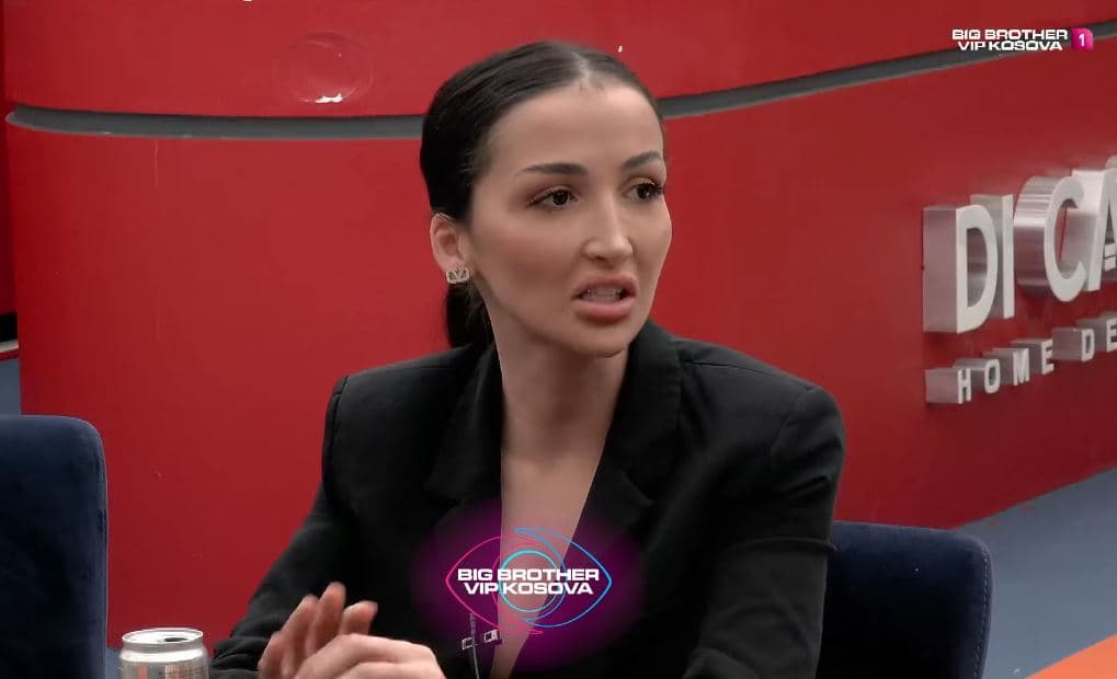 Xheneta dhe Drenusha përplasen ashpër në darkën e gjysmëfinalistëve!