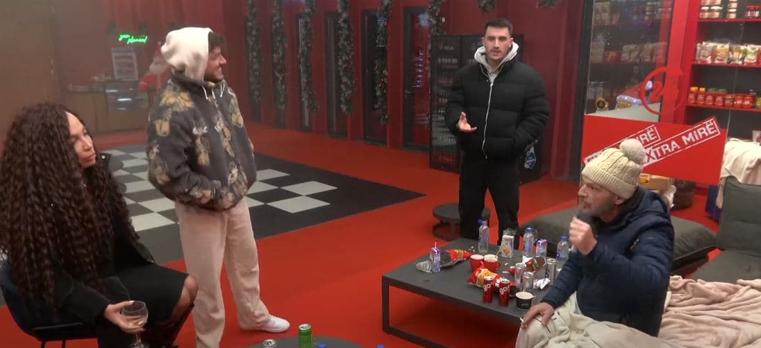 Kush e ka më të lehtë të gjejë partner, femrat apo meshkujt? Debat i fortë në oborr