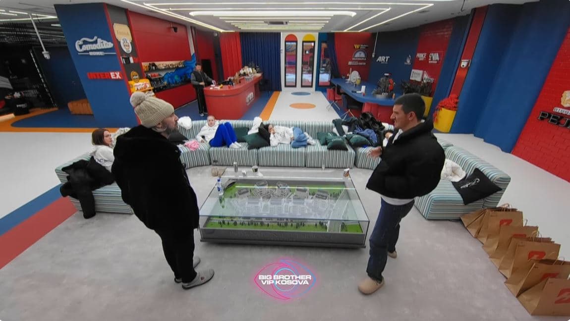 Xuxi thumbon banorët: Po i frikësoheni Drilonit (VIDEO)
