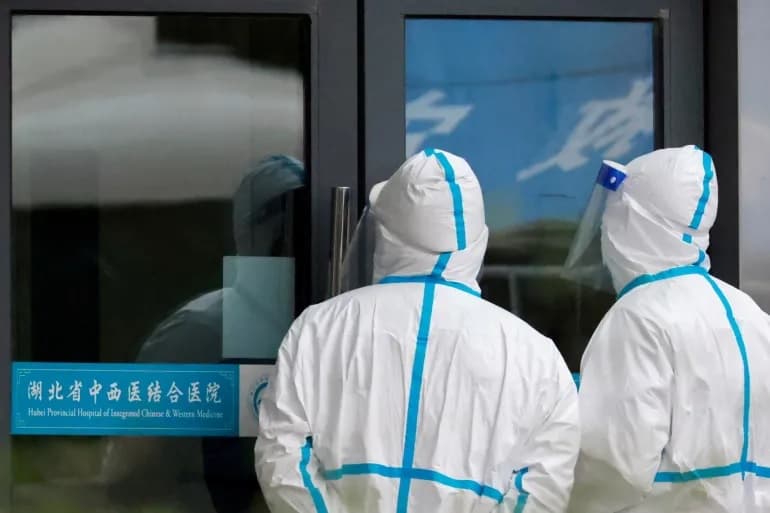 CIA nxjerr raportin që thotë se COVID-19 mund të ketë dalë nga laboratori