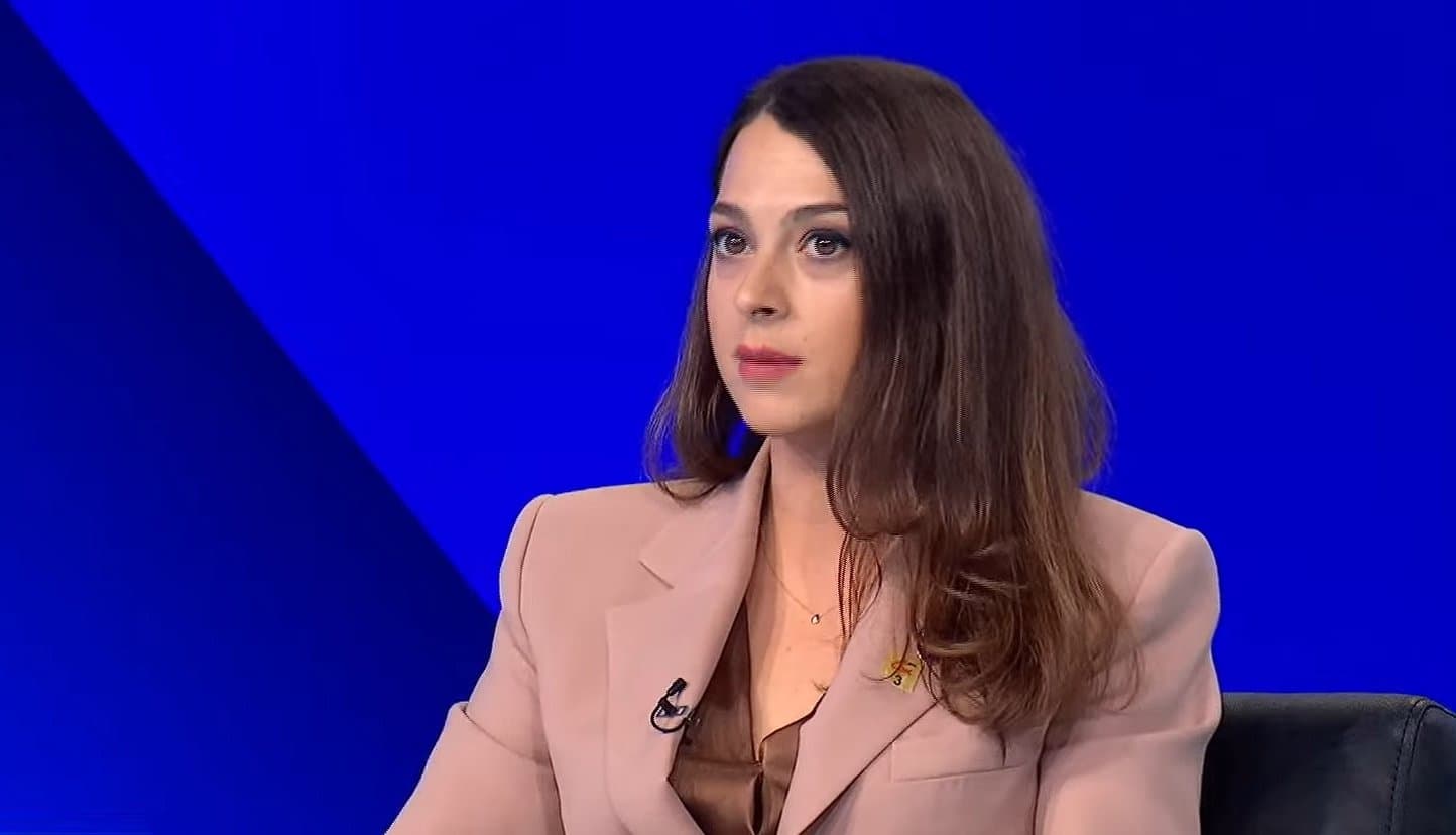 Kica - Xhelili: VV-së po i pengojnë 20 mijë votat e LDK-së, por jo Martin Berishaj që i bartte lart e poshtë