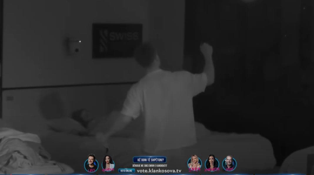 Driloni vallëzon i vetëm në orët e vona të natës (VIDEO)