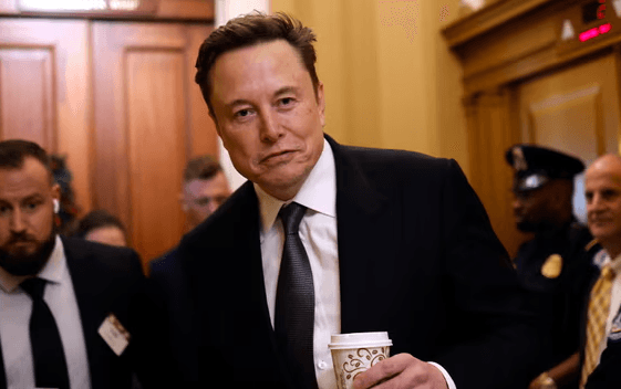 BE kritikohet për vonesë zbatimi të Ligjit mbi rrjetet sociale, shkak një bisedë e paralajmëruar e Musk