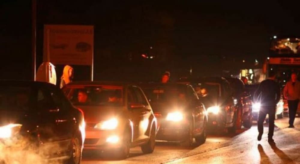 Zvogëlohen pritjet nëpër pikat kufitare