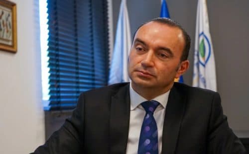 Rafuna, qeverisë: Ulu me ZRrE-në dhe shtyjeni daljen në treg të lirë të rrymës për bizneset