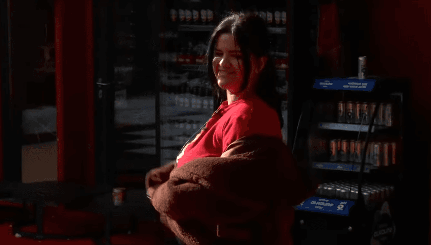 Gresa 'shkrihet' me baladën e Yllit, Vullneti ironizon: Çka ki more?! (VIDEO)
