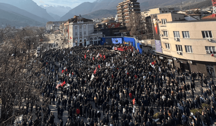 Tahiri në Pejë: Kosova Fituese, tani realitet