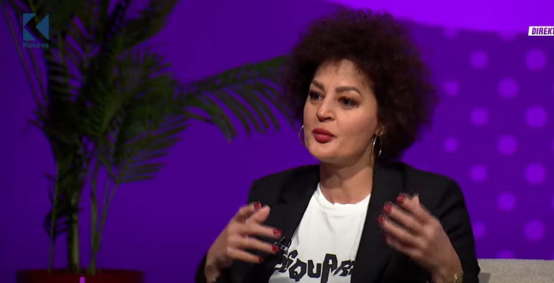 Flet psikologia: Fëmijëria e Xhenetës ndikim i madh në mungesë edukate