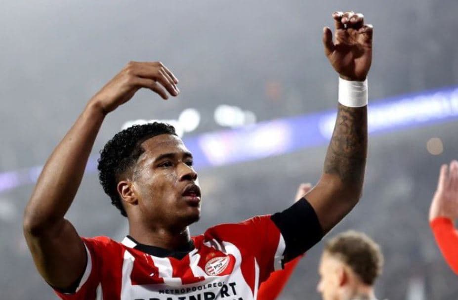 Holandezët rrëzojnë italianët sërish, tash PSV-ja heq Juven