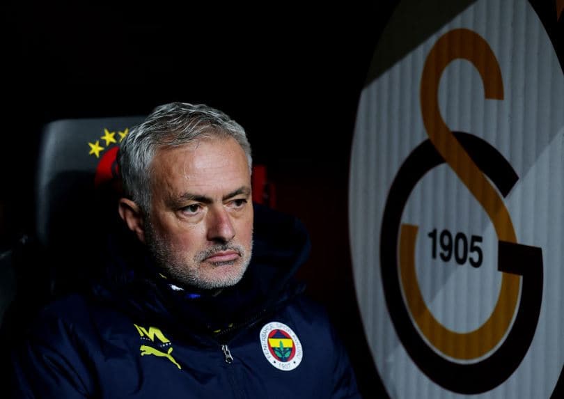Galata akuzoi Mourinhon për racizëm, Feneri do t'i qesë në gjyq për shpifje