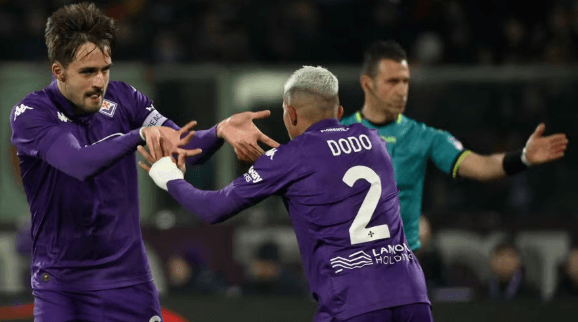 Fiorentina ia pamundëson Interit kreun e tabelës