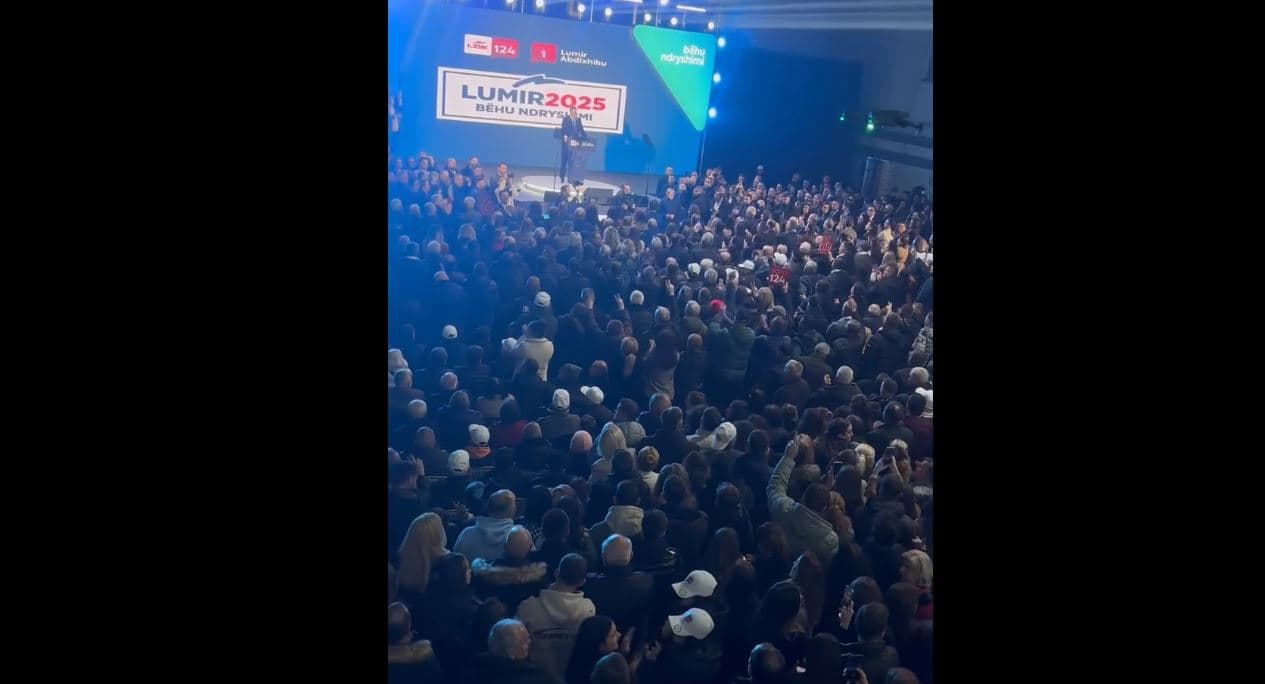 Qytetarë të shumtë dalin në mbështetje të LDK-së në Istog (VIDEO)