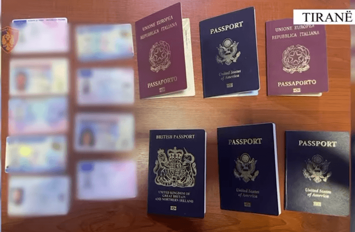 Goditet grupi kriminal që falsifikonte dokumente, arrestohen 6 persona nga Shqipëria dhe Kosova