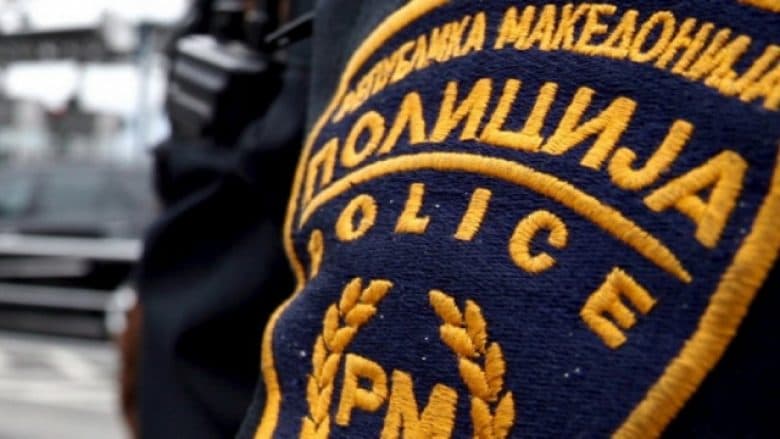 Shkup: E kërcënuan se do t'ia rrihnin vëllain e sëmurë, e mitura ua jep 25 mijë euro