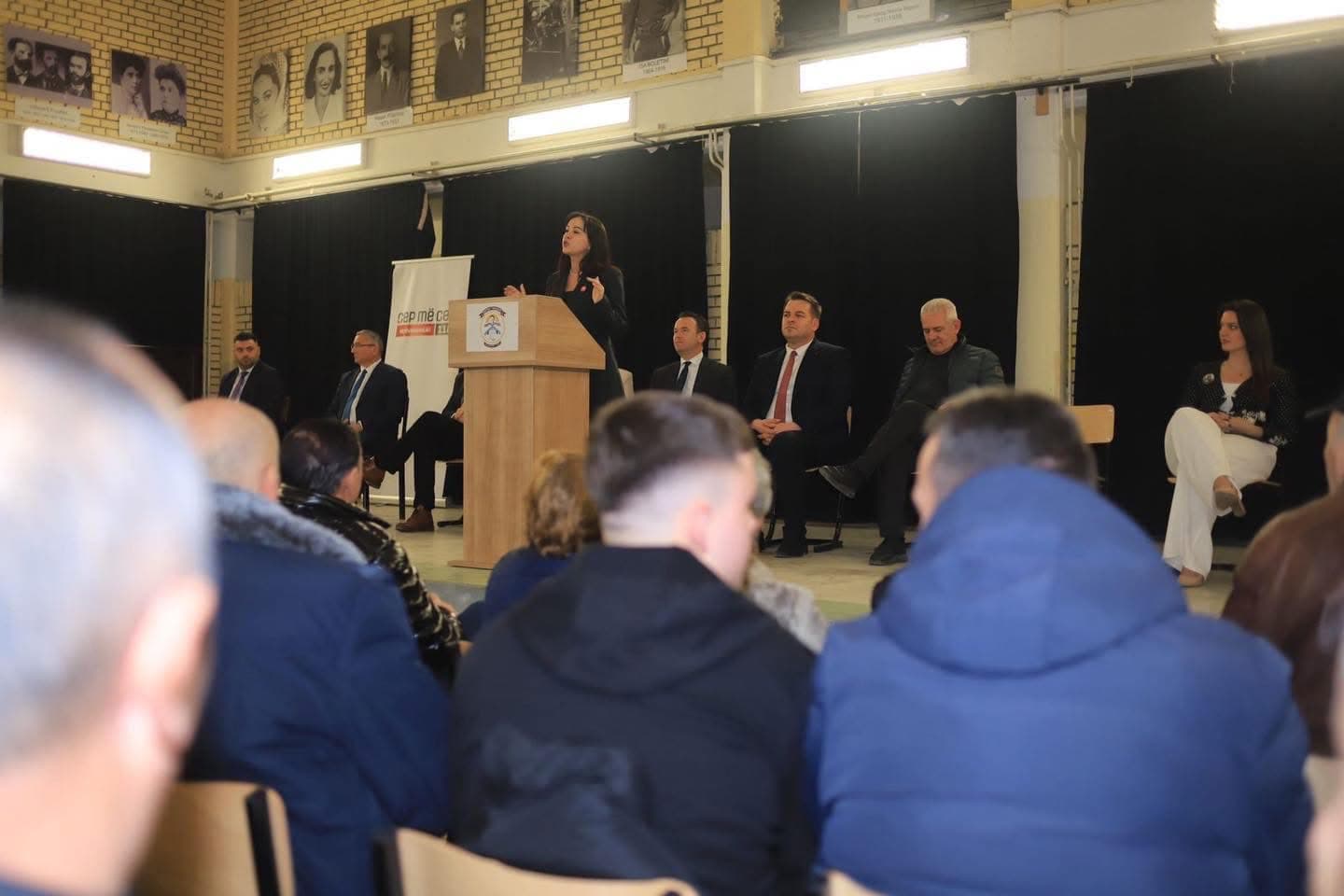 Raportohet për përleshje verbale mes kandidatëve të VV-së për deputet në Mitrovicë