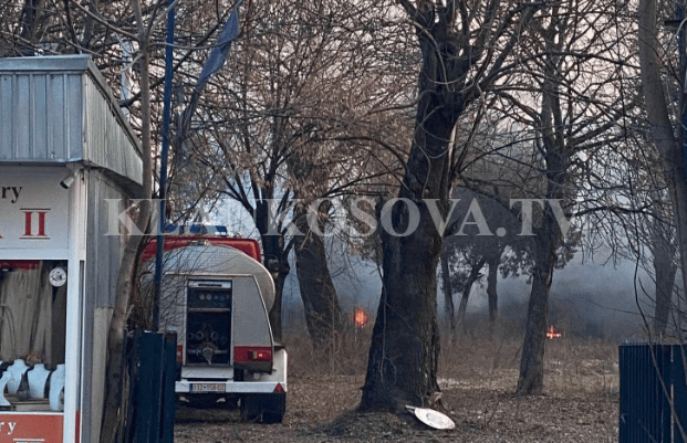 Shpërthen zjarr në kryeqytet, zjarrfikësit në vendin e ngjarjes