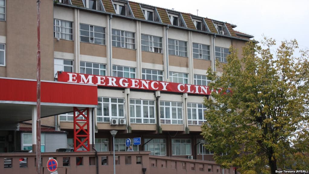 20 vjeçari që pësoi rëndë nga shpërthimi po trajtohet në mjekim intensiv qendror