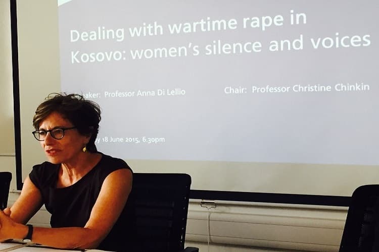 Anna Di Lellio sërish në Kosovë