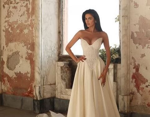 Diana e BBVK shfaqet me fustan të bardhë (FOTO)
