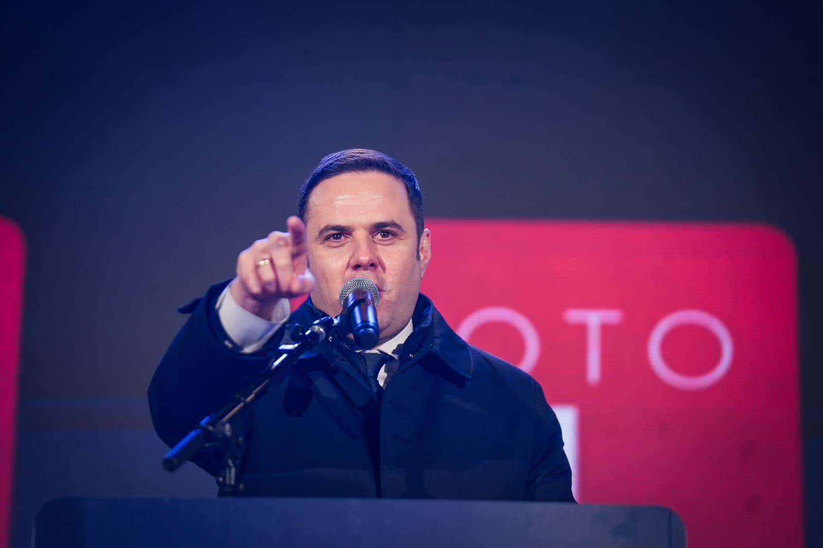 “Financial News”: Lumir Abdixhiku, lideri i gatshëm të përshpejtojë reformat e Kosovës me aleatët perëndimorë