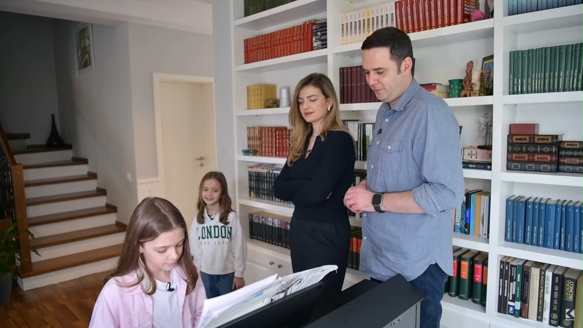Abdixhiku: Si djalë, bashkëshort dhe baba, e kam mision ta avancoj rolin e gruas në Kosovë (VIDEO)