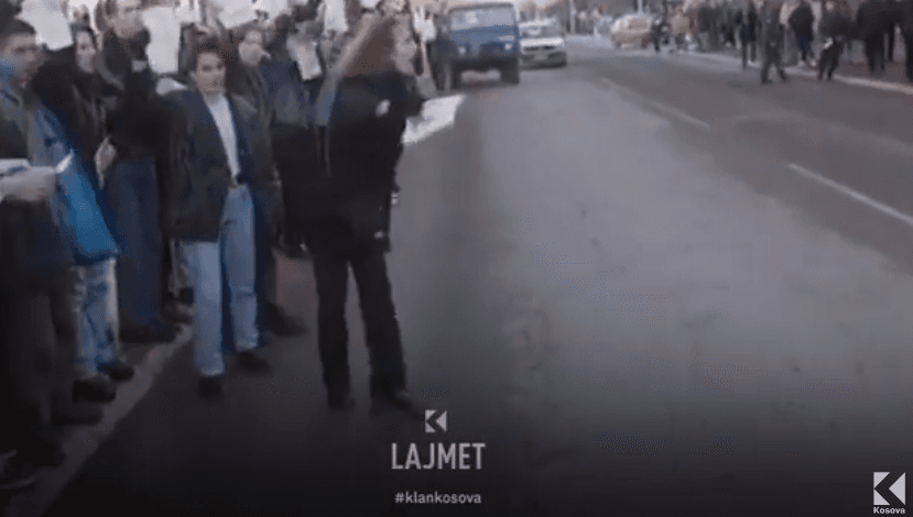 Protestat studentore nisën për kushte, kulmuan me bërjen e shtetit (VIDEO)