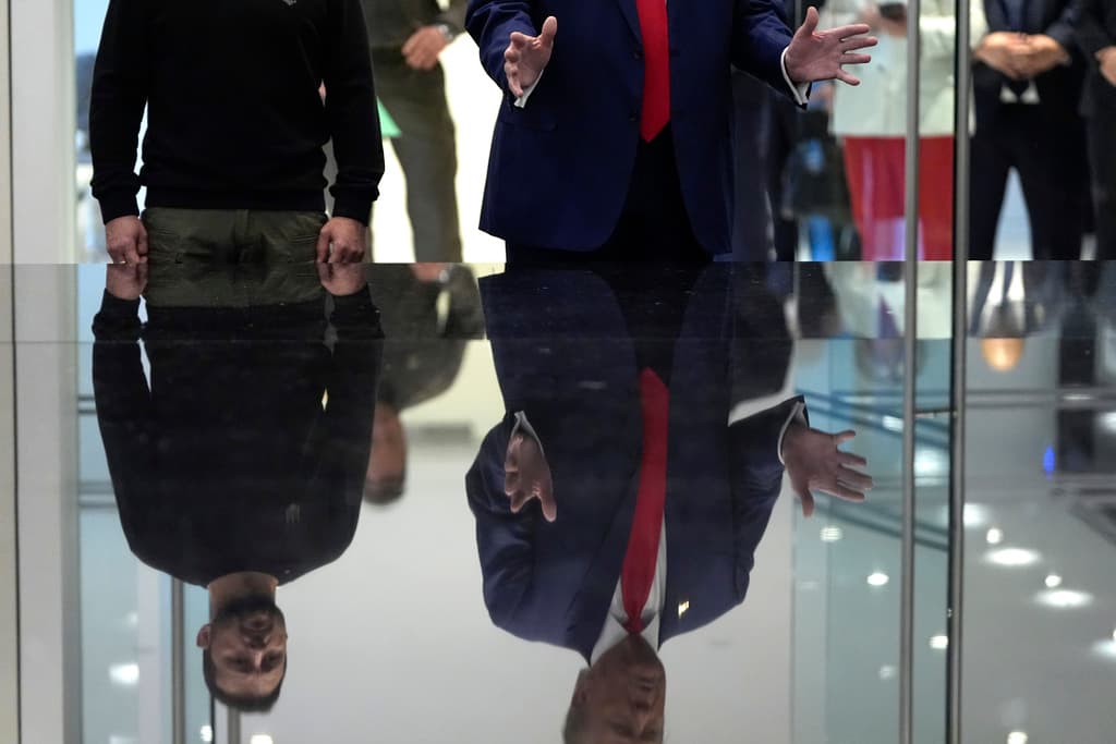 Trump: Zelensky është diktator