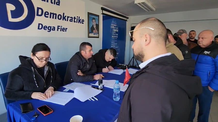 Zhvillohen sot Primaret në PD, 298 kandidatë garojnë në gjithë Shqipërinë