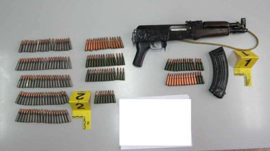 Çka konfiskoi policia të dielen në Dollc të Klinës ku pati të shtëna me armë?
