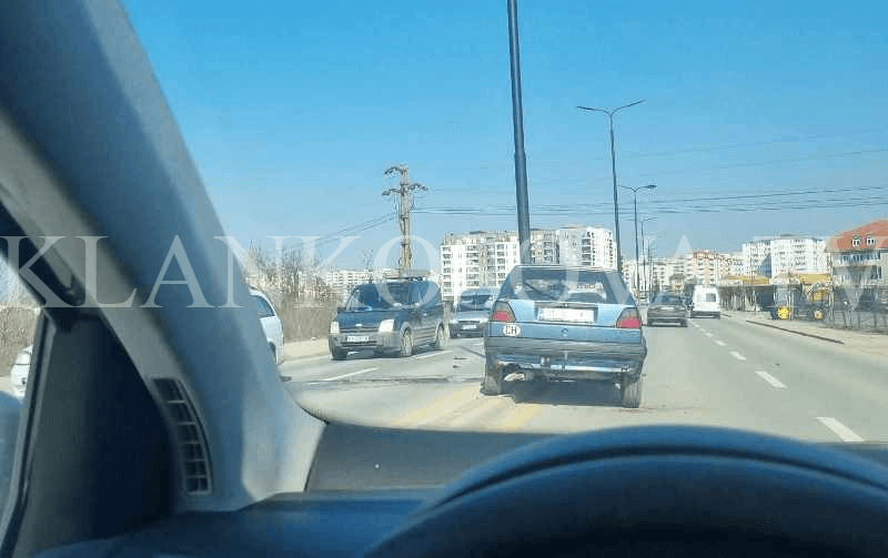 Aksident trafiku në Lipjan (FOTO)