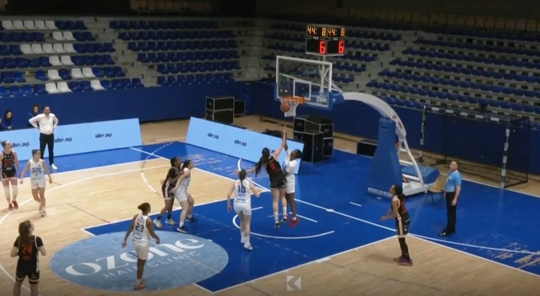Vashat e Bashkimit e 'demolojnë' Prishtinën në kryeqytet (VIDEO)