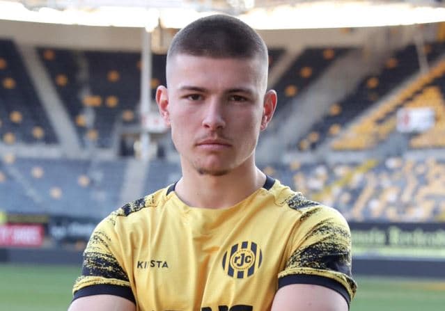 Futbollisti kosovar nënshkruan me skuadrën e njohur holandeze