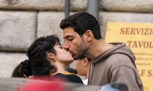 Camila Cabello e Henry me "arratisje" romantike në Romë