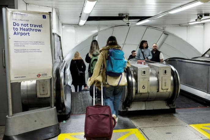 Mbyllja e aeroportit të Heathrow mund të zgjasë për një javë?