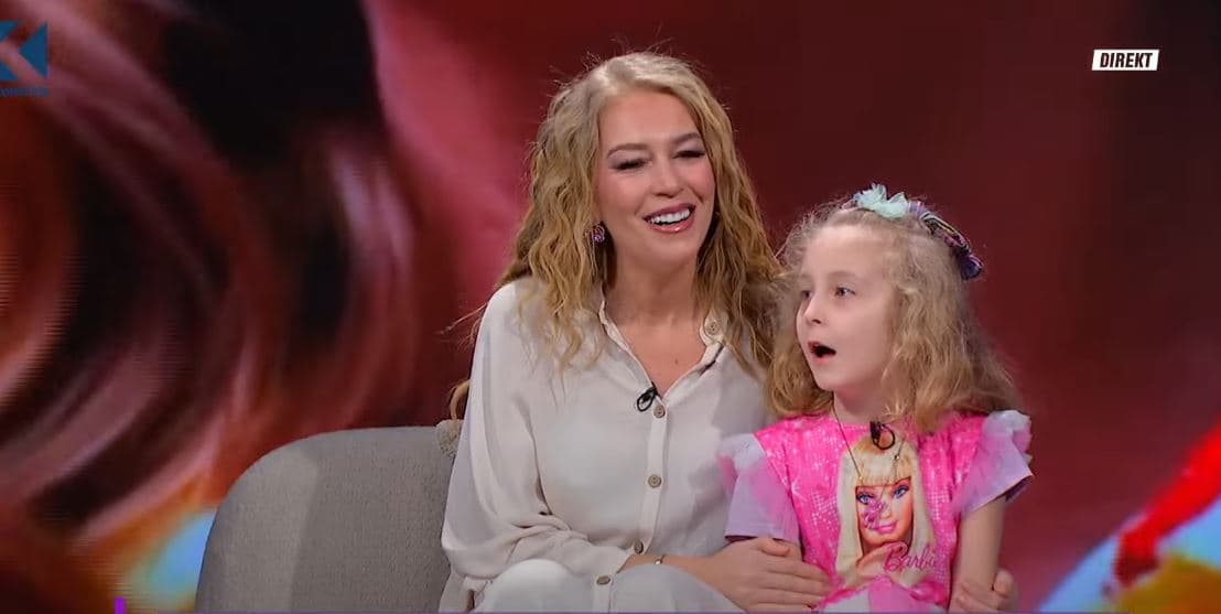 "Çka na ka qëllu" - Monika Salihu i këndon bashkë me vajzën Ramazanit (VIDEO)