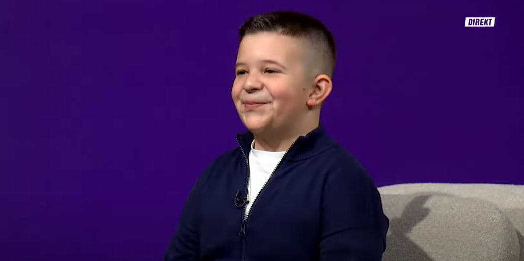 "Xheki me shumë gra" - Balia thotë që nuk i pëlqen që "gjyshi" te ketë shumë femra (VIDEO)