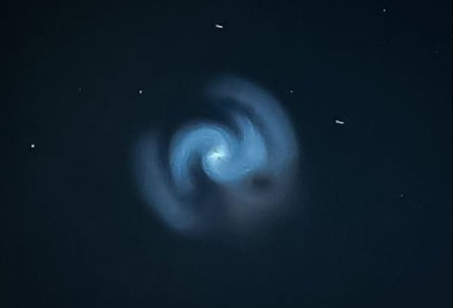 Çfarë e shkaktoi spiralen blu që u pa në qiejt e Evropës mbrëmë?