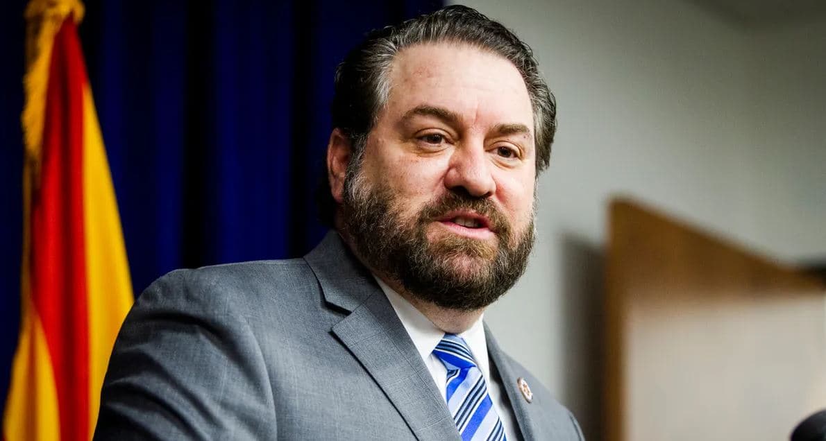 Politikani me origjinë serbe nominohet ambasador i SHBA-së në Serbi