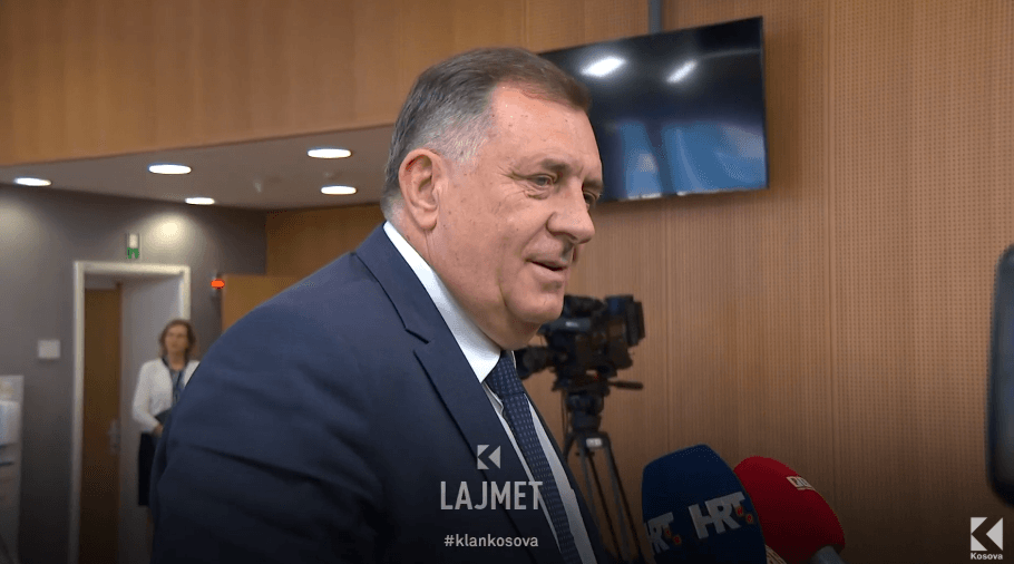 Politikani problematik: Kthehet Dodik, s’druan nga arrestimi (VIDEO)