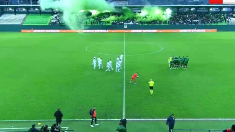 Egnatia - Teuta: Referi e ndërpret për pak lojën, shkak agjërimi i futbollistëve (VIDEO)