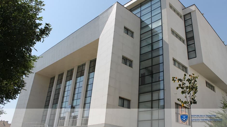 Përfundon seanca ndaj katër serbëve të arrestuar në Gjakovë, në pritje vendimi