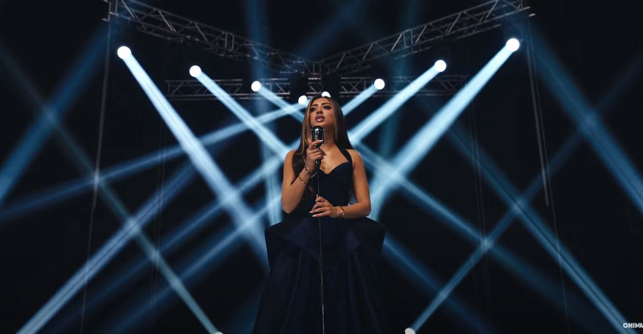 Melinda Ademi e publikon këngën për nënën e saj "Dedikim (VIDEO)