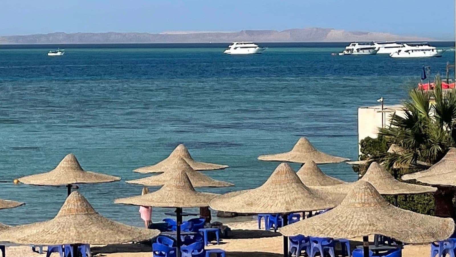 Gjashtë të vdekur pas fundosjes së nëndetëses turistike pranë Egjiptit