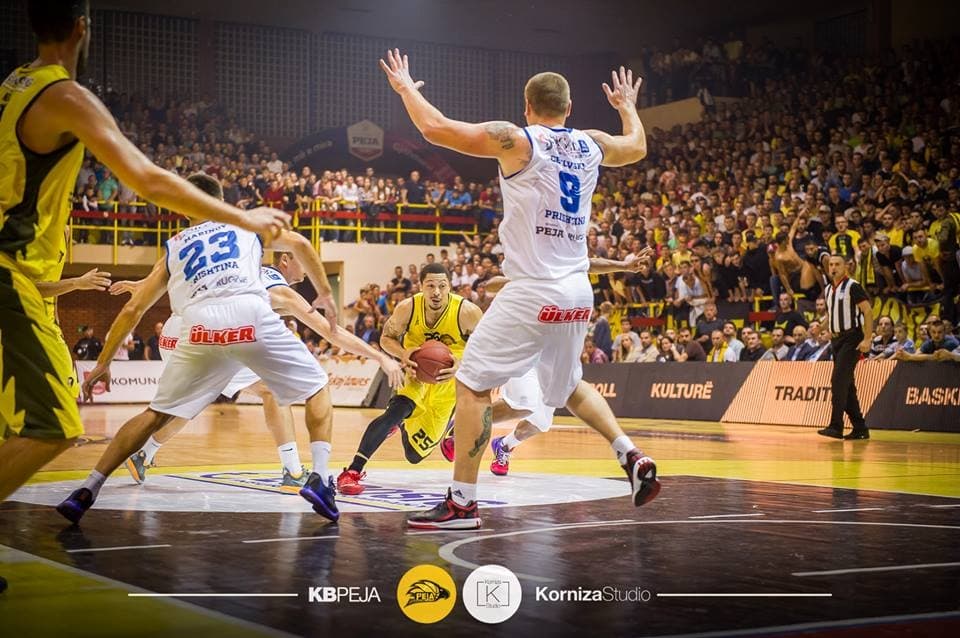 Peja deklason Prishtinën me rezultat 100:70