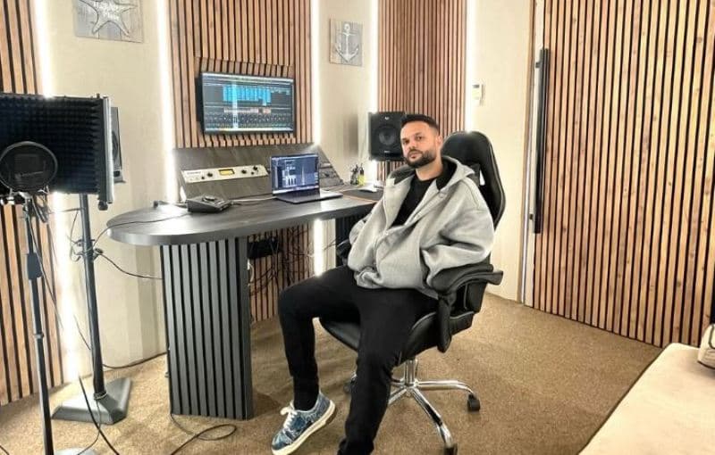 Java që vjen i takon Skerdit, publikon albumin me pesë këngë