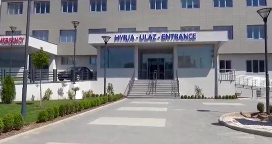 Aksidenti me fatalitet në Galicë, spitali i Vushtrrisë jep detaje për gjendjen e të lënduarve