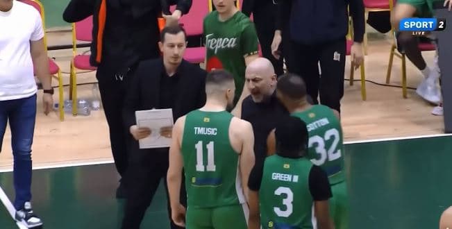 Trepça fiton, por trajneri i tyre kacafytet me lojtarin e tij (VIDEO)