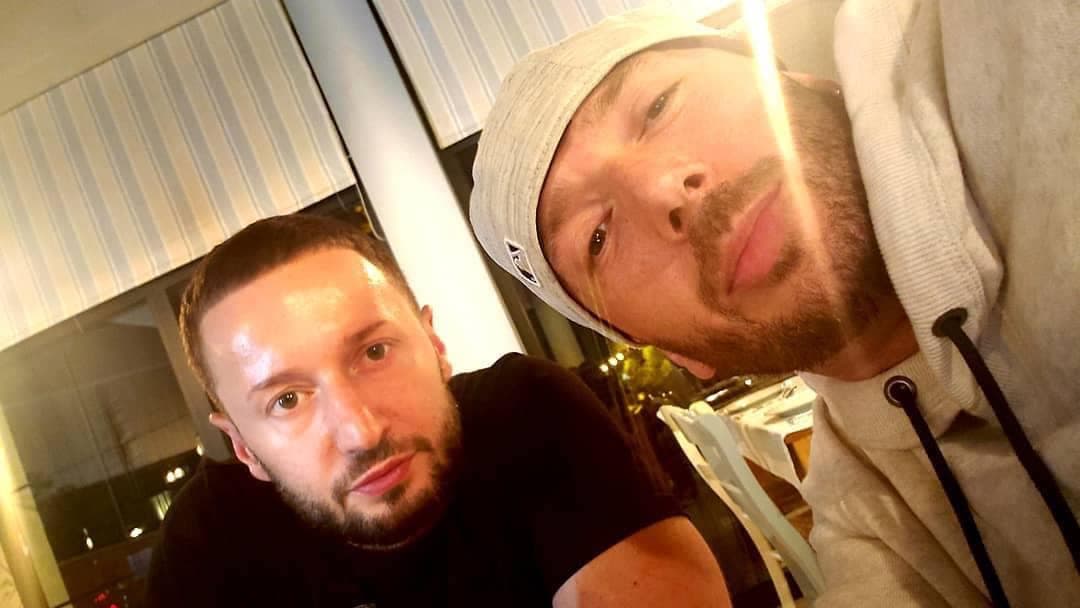 Disa persona dolën 1 orë pas vdekjes së Mentorit? - gazetari: Policia po heton rastin (VIDEO)